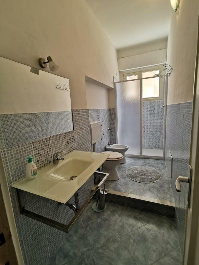 Rooms For Rent 67 Sassari Exteriör bild
